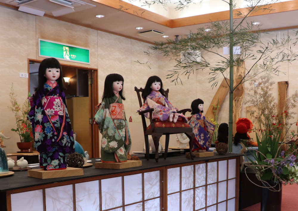 人形展
